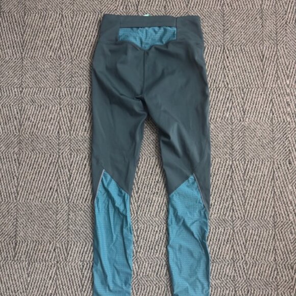 Fabletics Running Tight Size Small - Picture 4 of 10